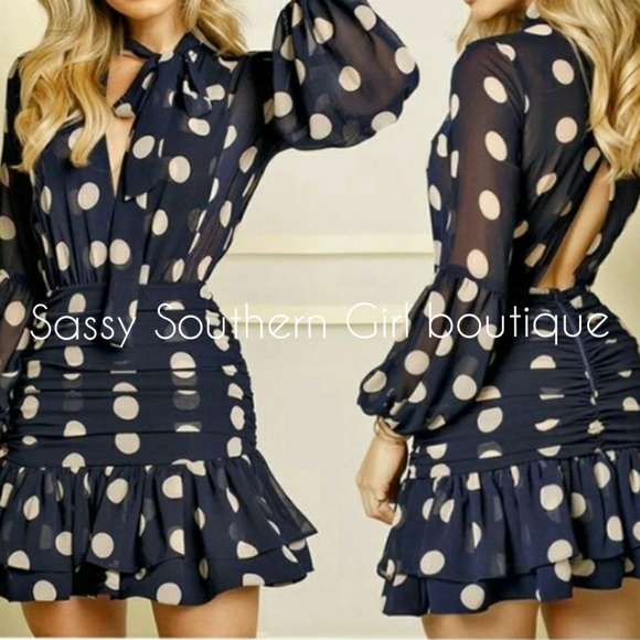 ⭐🆕 Flirty Navy blue polkadot mini dress - Picture 6 of 11